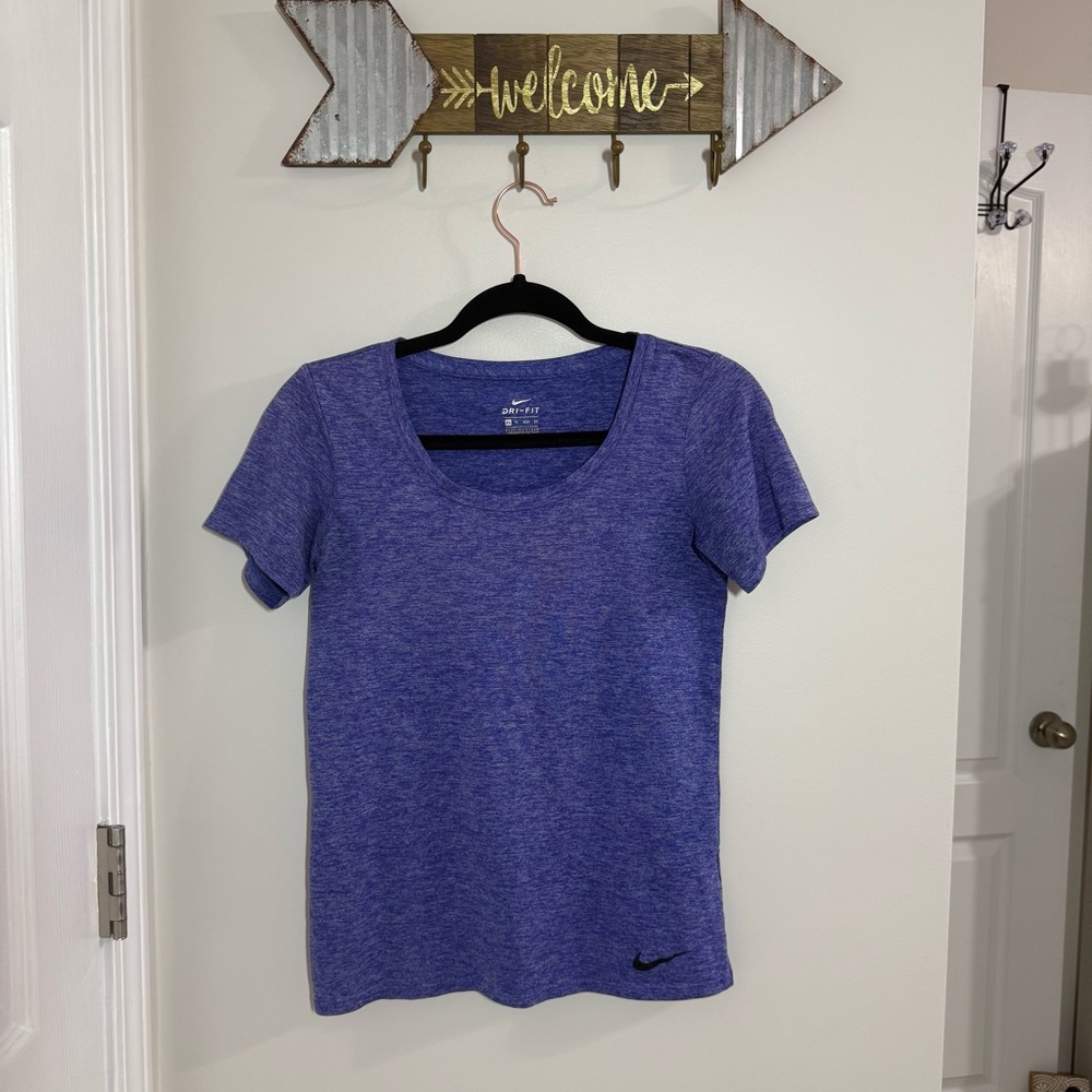 Nike Dri Fit Purple Short Sleeve XS Tee